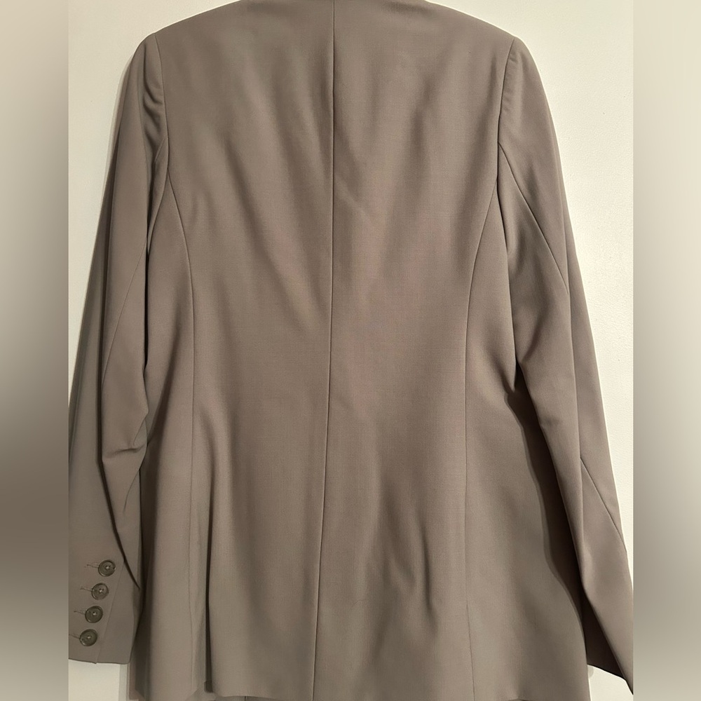 NWT- Vince Taupe 2 Button Classic Blazer - Picture 7 of 8